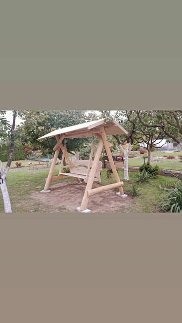 Huśtawka z daszkiem