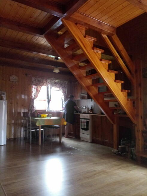 SPRZEDAM atrakcyjną działkę budowlaną 200 m od jeziora