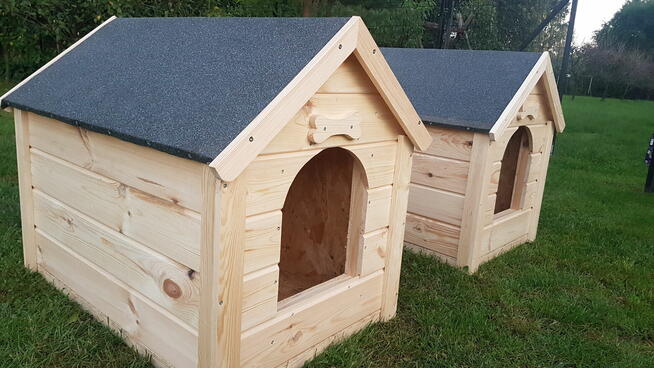 Buda dla psa ocieplona