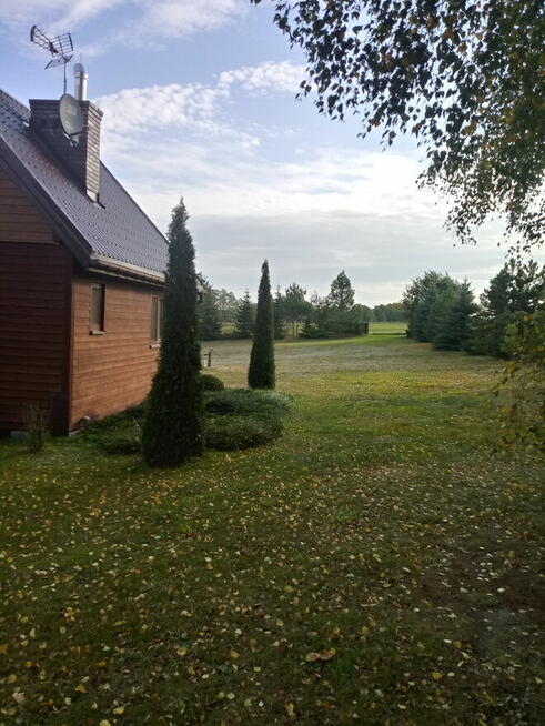 SPRZEDAM atrakcyjną działkę budowlaną 200 m od jeziora