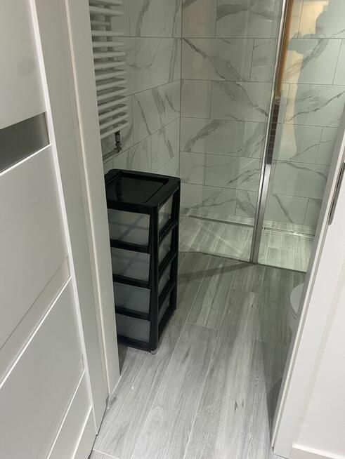 3 niezależne pokoje . ul.Armii Krajowej 89