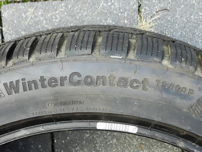 Opona zimowa Continental WinterContact TS 850P 225/45 R18 V