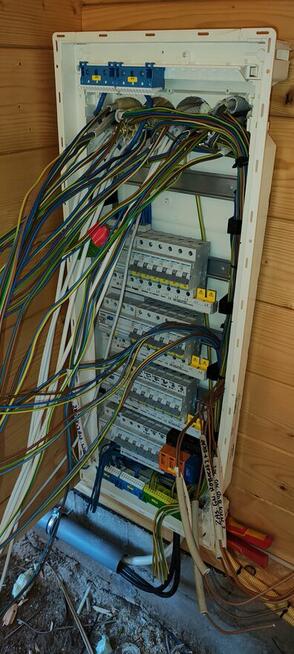 Wykonam instalację elektryczną (pełen zakres)