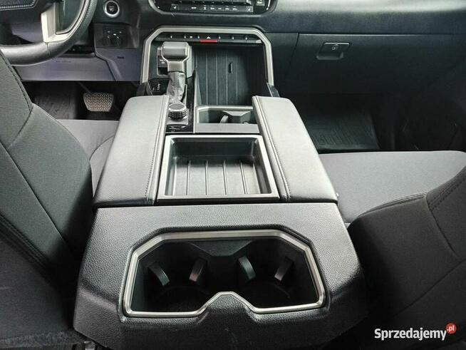 Toyota Tundra 4x4 2022 benzyna 280 KM automat