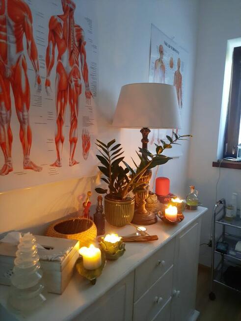 Masaż ciała/ kręgosłupa/Ustka i okolice