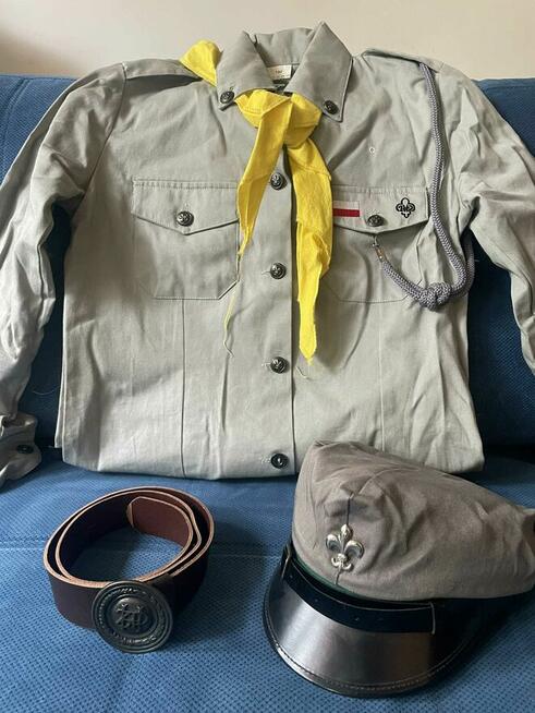 Mundurek harcerski dla dziewczynki rozm.152