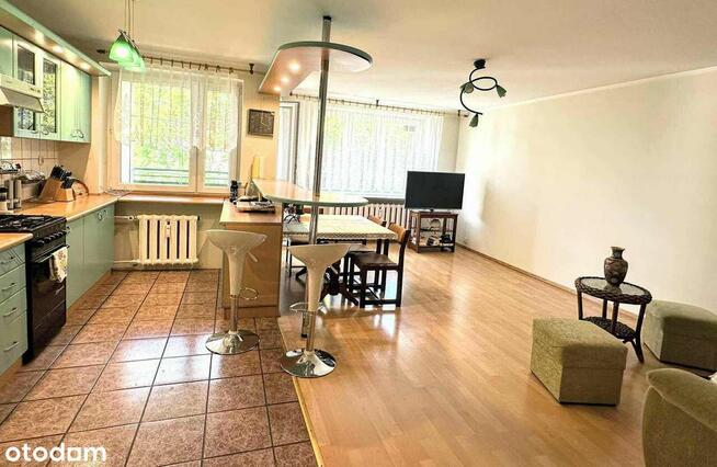Przestronne mieszkanie w sercu miasta!