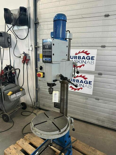 Decoy 1A - wiertarka kolumnowa z przekladnia