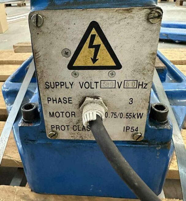 Decoy 1A - wiertarka kolumnowa z przekladnia