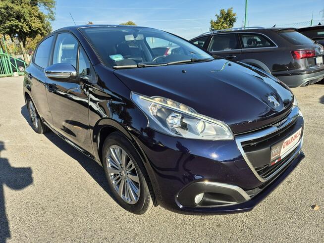Peugeot 208 1.2 5drzwi Ładny