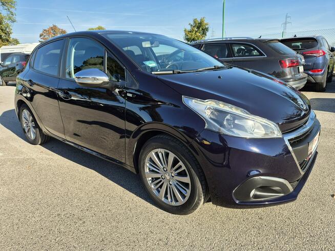 Peugeot 208 1.2 5drzwi Ładny