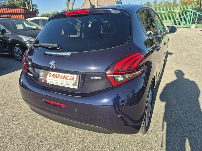 Peugeot 208 1.2 5drzwi Ładny