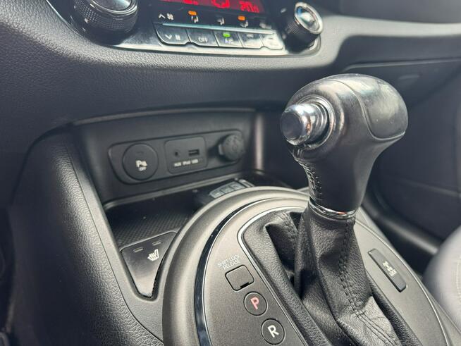 Kia Sportage xenon awd kamera navi