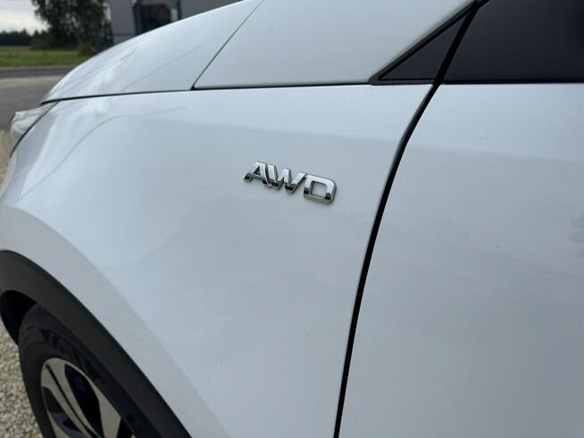 Kia Sportage xenon awd kamera navi