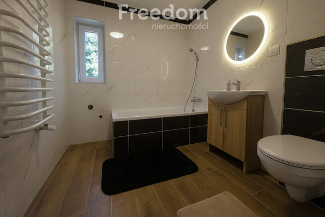 Dom wolnostojący blisko jeziora w Przezmarku.