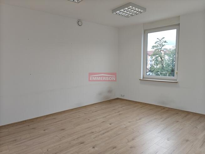 Lokal biurowy. Rejon ulicy Kobierzyńskiej.