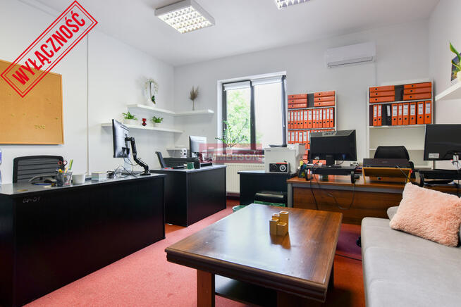 Kameralny budynek biurowy do wynajęcia. Usługi