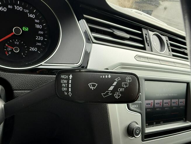 Volkswagen Passat Bardzo zadbana - oryginalny przebieg -