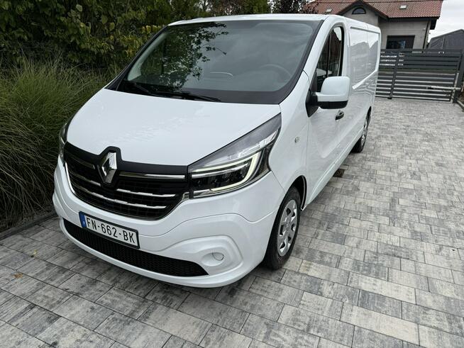Renault Trafic LIFT !!! LEDY !!! - długi / LONG z klimą - bardzo zadbany