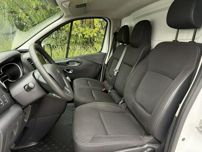 Renault Trafic LIFT !!! LEDY !!! - długi / LONG z klimą - bardzo zadbany