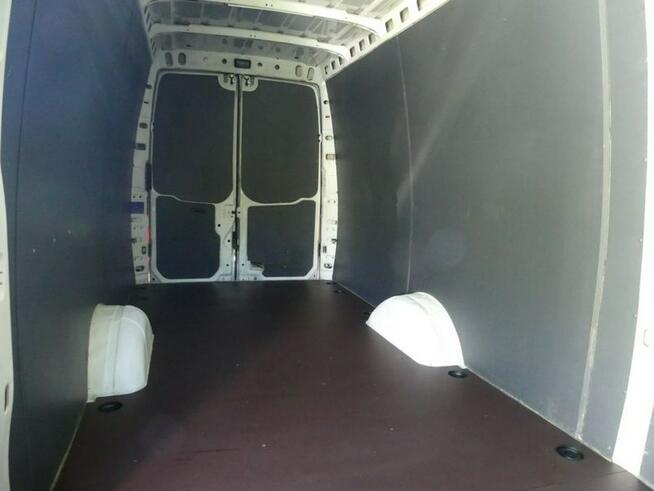 Iveco Daily 2,3 35-120 HI-MATIC MAXI paka 4,77m L4H2 Kamera Automat F.VAT-23