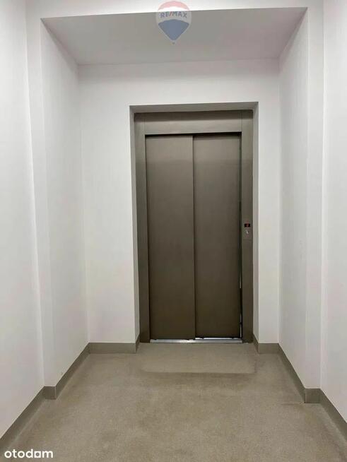 Duży lokal na parterze