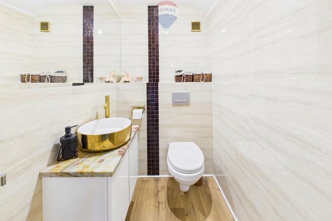 Nowoczesny, energooszczędny dom z pięknym ogrodem