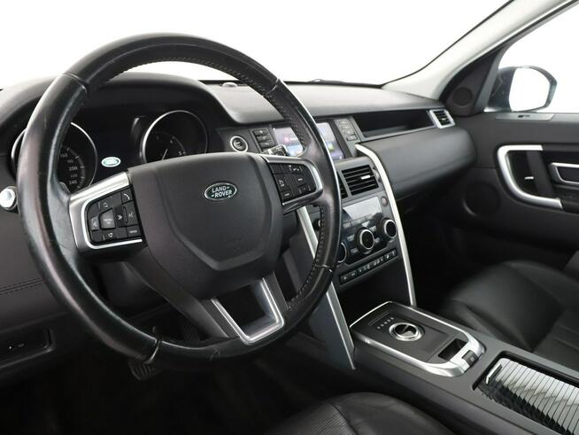 Land Rover Discovery Sport 2.0 Exclusive-Line AWD Nawigacja Tempomat Grzane Fotele ParkAssist LED