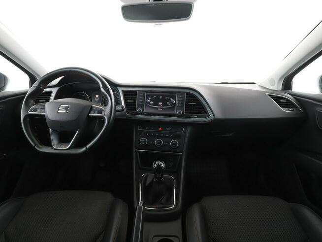 Seat Leon full LED półskóra navi klima auto grzane fotele czujnki parkowania