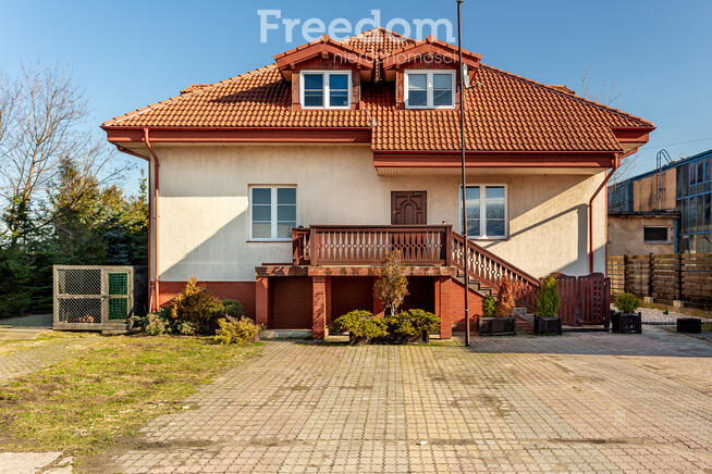 OKAZJA! Piękny dom o pow. 718 m2 z potencjałem.