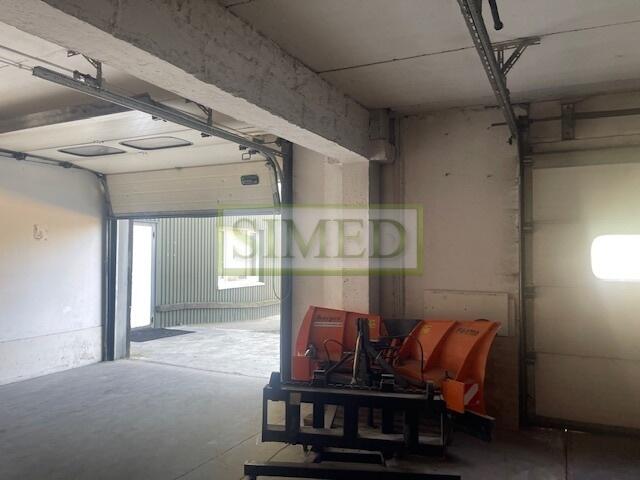 Idealny magazyn na drogą elektronikę .