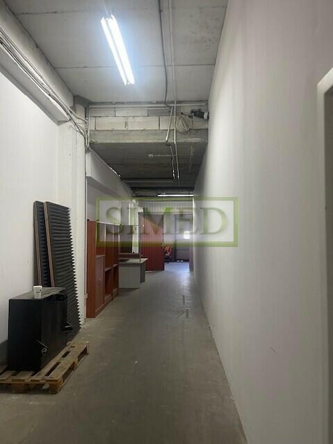 Idealny magazyn na drogą elektronikę .