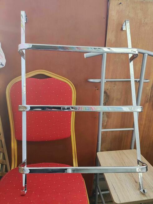 Wieszak na ręczniki Srebrny na drzwi kabinę prysznic