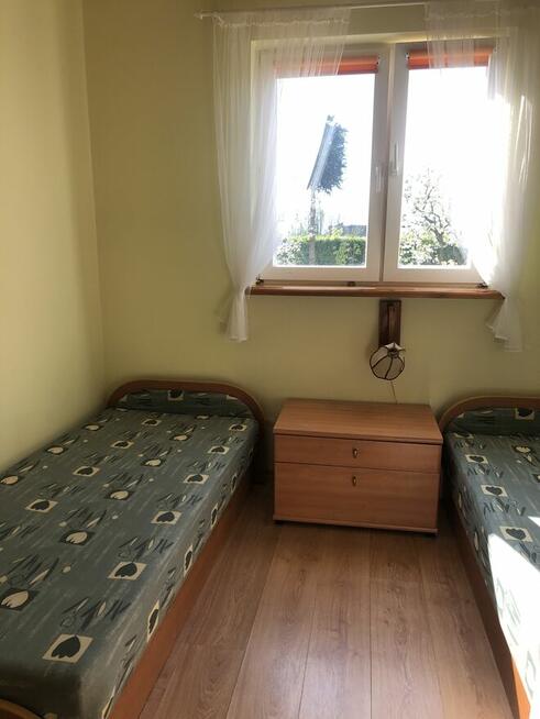 Sprzedam działkę z domkiem