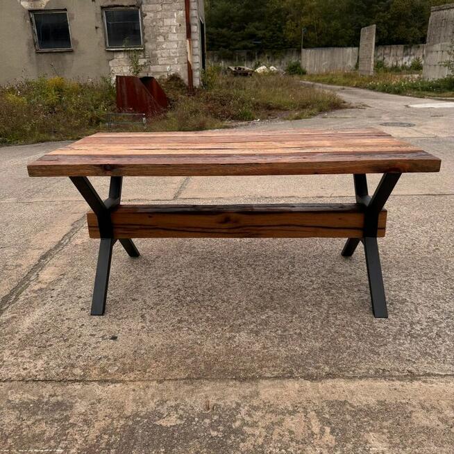 Stół z duszą i historią z starego drewna