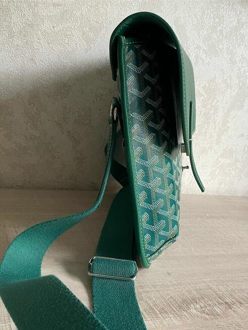 Goyard coursier messenger