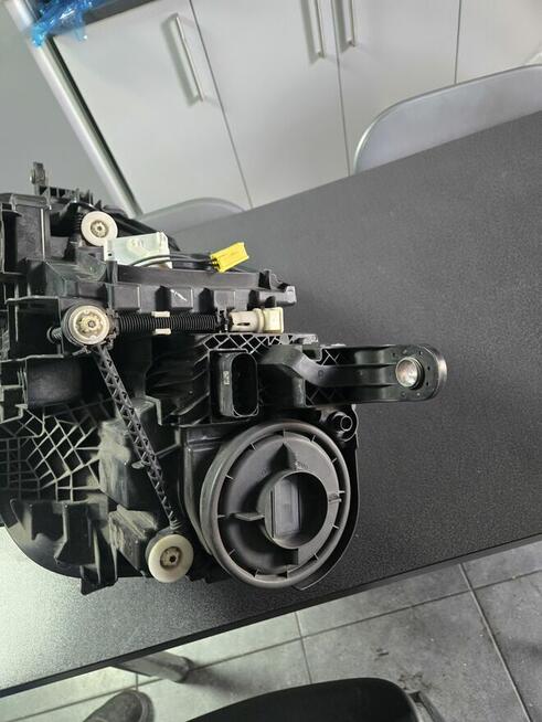 LAMPA PRAWY PRZÓD MERCEDES GLS X167 MULTIBEAM