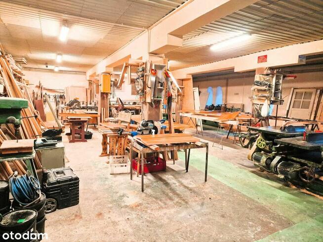 Budynek nad rzeką Łydynią | Usługi | Magazyn | Sala |Dom