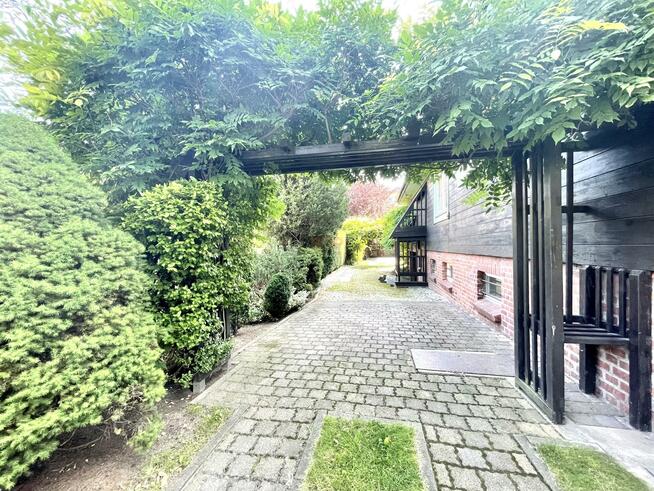 Dom Wrocław Śródmieście, Zacisze, Baudouina de Courtenay Jana