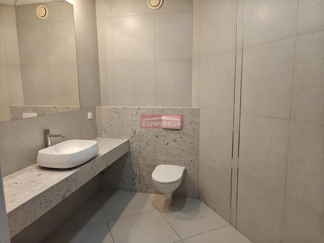 Lokal biurowy. Rejon ulicy Kobierzyńskiej.