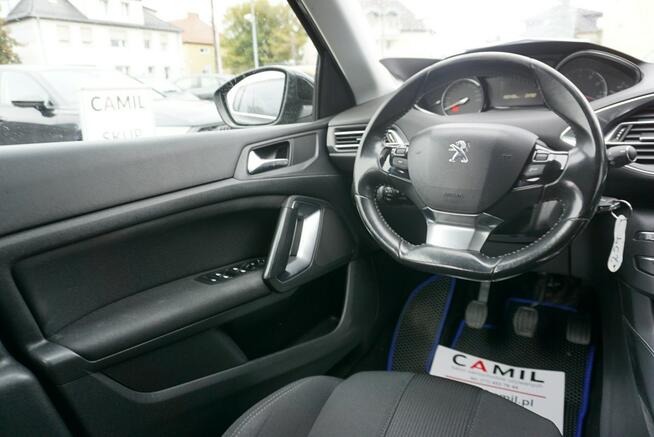 Peugeot 308 polski salon