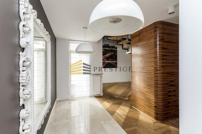 Dwupoziomowy penthouse na Mokotowie