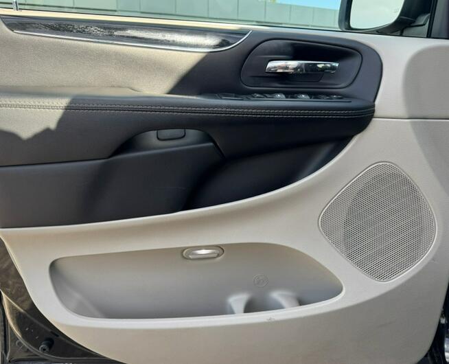 Dodge Grand Caravan Tempomat/ Kamera cofania/ Apple Car Play/ Czujnik zmierzchu/ FV marża