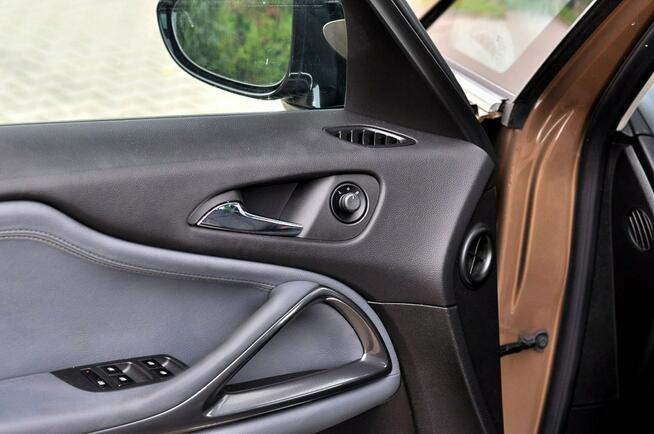 Opel Zafira Cosmo 2,0 CDTi 130Km Bi-Xenon Ledy Duża Navi Skóra 7-Osobowy
