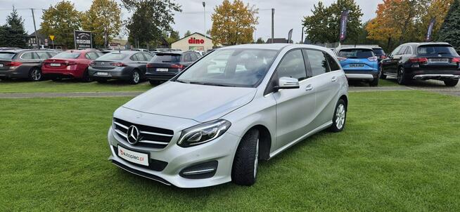 Mercedes B 200 cena z opłatami