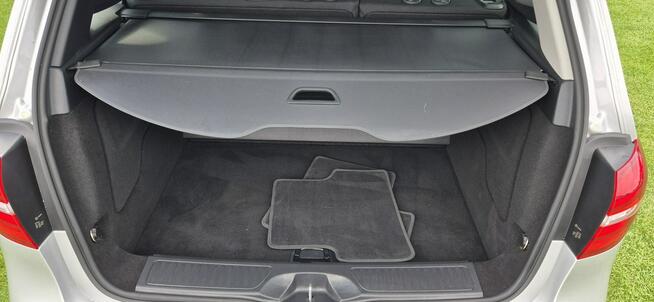 Mercedes B 200 cena z opłatami