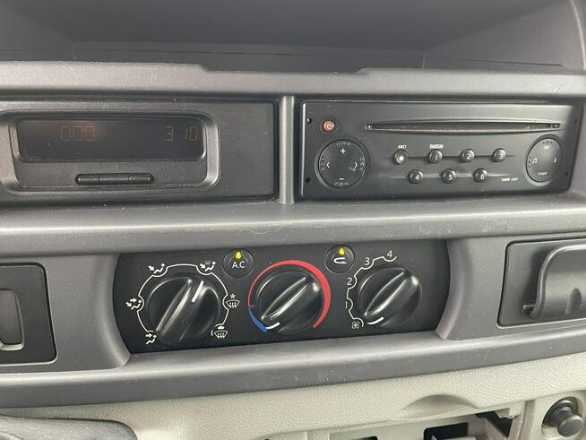 Renault Master Autosklep wędl Gastronomiczny Food Truck Foodtruck Sklep Klima Borco