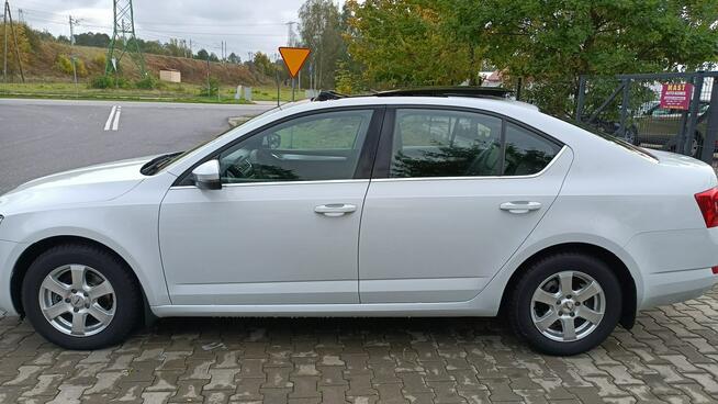 Škoda Octavia Bogate wyposaż. tylko 70tkm. ! 4-cylindry polecam