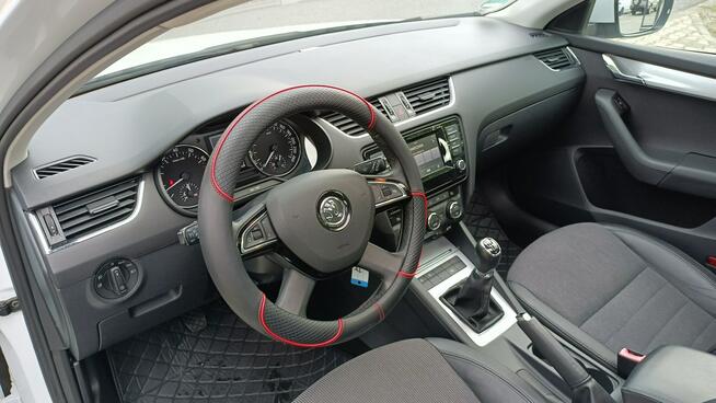 Škoda Octavia Bogate wyposaż. tylko 70tkm. ! 4-cylindry polecam