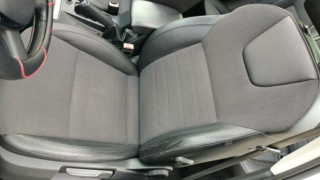 Škoda Octavia Bogate wyposaż. tylko 70tkm. ! 4-cylindry polecam